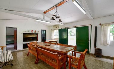 Casa quinta c/ pileta cancha futbol parquizada