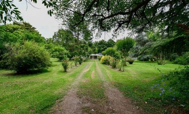 Casa quinta c/ pileta cancha futbol parquizada