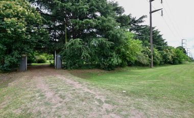 Casa quinta c/ pileta cancha futbol parquizada