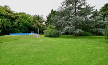 Casa quinta c/ pileta cancha futbol parquizada