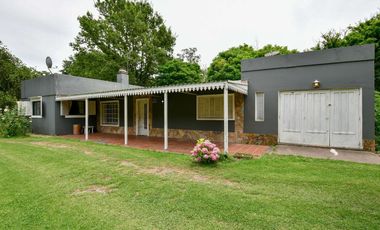 Casa quinta c/ pileta cancha futbol parquizada