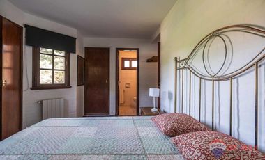Casa en Venta 5 ambientes y dependencia en Pinamar