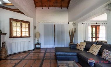 Casa en Venta 5 ambientes y dependencia en Pinamar