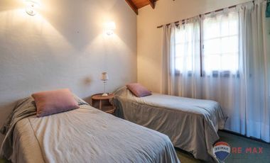 Casa en Venta 5 ambientes y dependencia en Pinamar