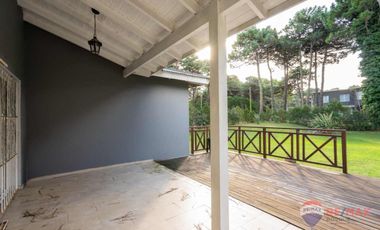 Venta casa en Valeria del Mar