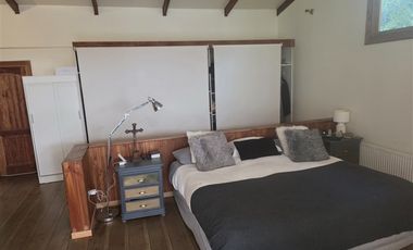 Casa en Arriendo en María Monvel / Carlos Silva Vildosola