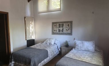 Casa en Arriendo en María Monvel / Carlos Silva Vildosola