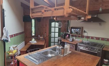 Casa en Arriendo en María Monvel / Carlos Silva Vildosola