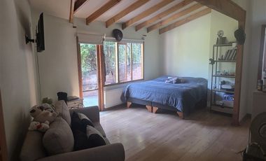 Casa en Arriendo en María Monvel / Carlos Silva Vildosola