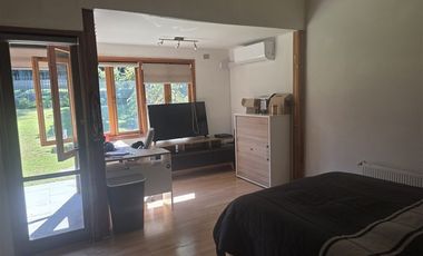 Casa en Arriendo en María Monvel / Carlos Silva Vildosola