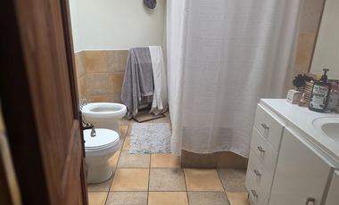 Casa en Arriendo en María Monvel / Carlos Silva Vildosola