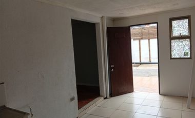 Casa en Arriendo en 15 1/2 Sur A 3045