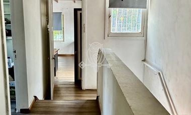 Casa en Venta en Ubicada entre las calles Holanda y Luis Thayer Ojeda