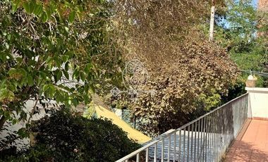 Casa en Venta en Ubicada entre las calles Holanda y Luis Thayer Ojeda