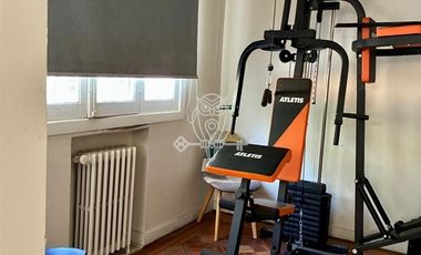 Casa en Venta en Ubicada entre las calles Holanda y Luis Thayer Ojeda