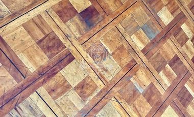 Casa en Venta en Ubicada entre las calles Holanda y Luis Thayer Ojeda