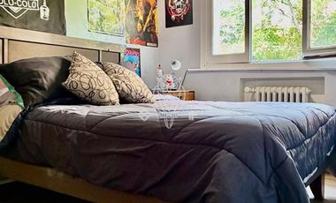 Casa en Venta en Ubicada entre las calles Holanda y Luis Thayer Ojeda