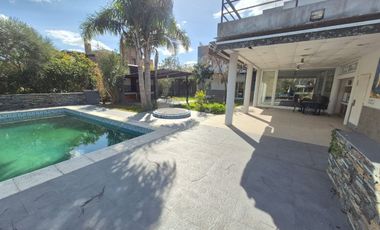 CASA 4 AMBIENTES VENTA SANTA CLARA VILLANUEVA APTO