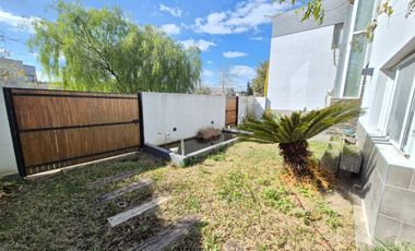 CASA 4 AMBIENTES VENTA SANTA CLARA VILLANUEVA APTO