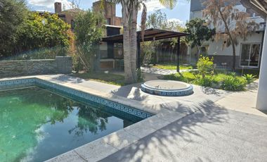 CASA 4 AMBIENTES VENTA SANTA CLARA VILLANUEVA APTO