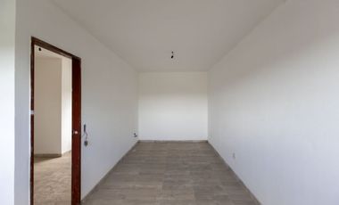 VENTA CASA MULTIFAMILIAR PATIO GARAJE I. CASANOVA
