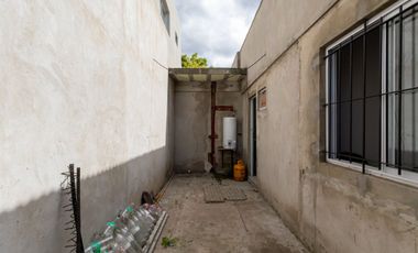 VENTA CASA MULTIFAMILIAR PATIO GARAJE I. CASANOVA