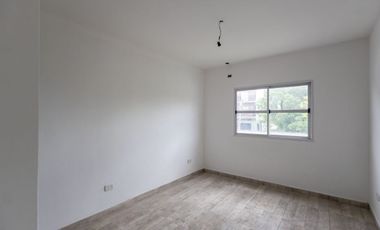 VENTA CASA MULTIFAMILIAR PATIO GARAJE I. CASANOVA