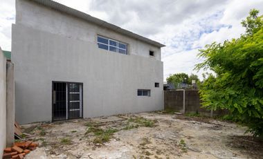 VENTA CASA MULTIFAMILIAR PATIO GARAJE I. CASANOVA