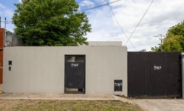 VENTA CASA MULTIFAMILIAR PATIO GARAJE I. CASANOVA