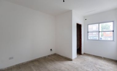 VENTA CASA MULTIFAMILIAR PATIO GARAJE I. CASANOVA
