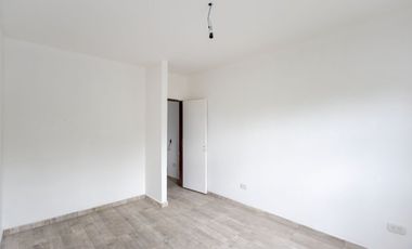 VENTA CASA MULTIFAMILIAR PATIO GARAJE I. CASANOVA
