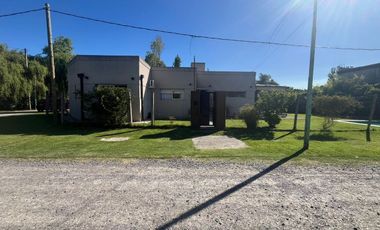 CASA EN VENTA VILLA DEL PLATA 4 DORMITORIOS