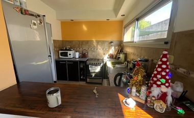 CASA EN VENTA VILLA DEL PLATA 4 DORMITORIOS