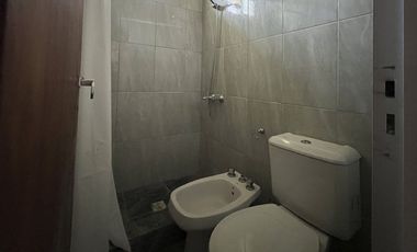 VENTA CASA EN ANDINO 1 DORMI-COCHERA-PILETA