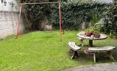 VENTA CASA 5 AMBIENTES , DEPOSITO O LOGISTICA