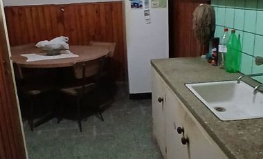 CASA EN VENTA EN VEDIA CON PATIO