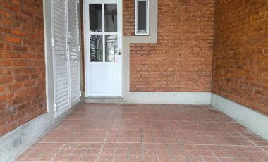 Se vende casa quinta - Altos del Sauce