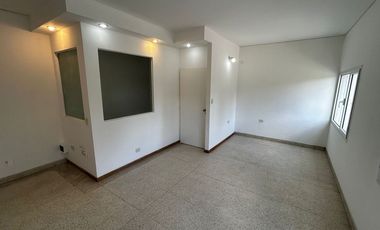 ALQUILER DE OFICINAS - CONSULTORIOS EN CIPOLLETTI