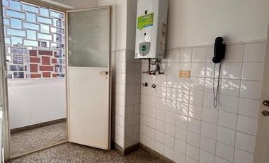 Departamento en venta de 2 ambientes en Lomas de Zamora, expensas bajas