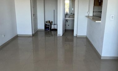 Departamento 3 amb. con cochera cubierta - Remedios De Escalada