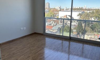 Departamento 3 amb. con cochera cubierta - Remedios De Escalada