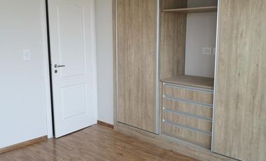 Departamento 3 amb. con cochera cubierta - Remedios De Escalada