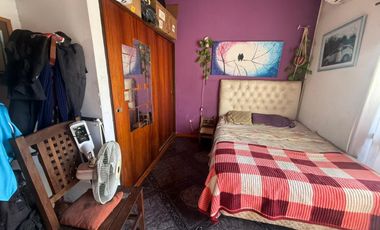 Departamento distribuido para tres familias en Wilde