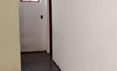 Departamento en Remedios De Escalada