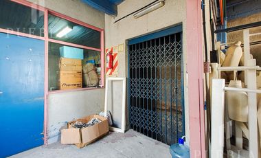 ALQUILER DE LOCAL COMERCIAL DE 1.600M2 EN EXCELENTE ESTADO EN UNA UBICACIÓN PRIVILEGIADA!!