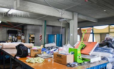 ALQUILER DE LOCAL COMERCIAL DE 1.600M2 EN EXCELENTE ESTADO EN UNA UBICACIÓN PRIVILEGIADA!!