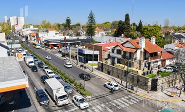 ALQUILER DE LOCAL COMERCIAL DE 1.600M2 EN EXCELENTE ESTADO EN UNA UBICACIÓN PRIVILEGIADA!!