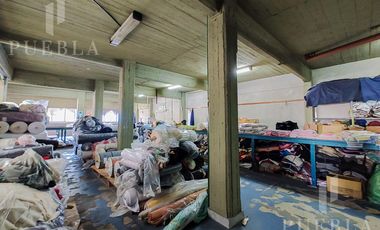 ALQUILER DE LOCAL COMERCIAL DE 1.600M2 EN EXCELENTE ESTADO EN UNA UBICACIÓN PRIVILEGIADA!!