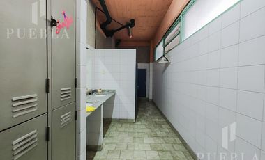 ALQUILER DE LOCAL COMERCIAL DE 1.600M2 EN EXCELENTE ESTADO EN UNA UBICACIÓN PRIVILEGIADA!!