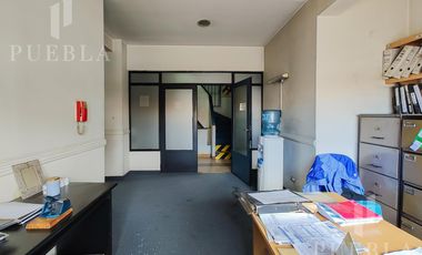 ALQUILER DE LOCAL COMERCIAL DE 1.600M2 EN EXCELENTE ESTADO EN UNA UBICACIÓN PRIVILEGIADA!!